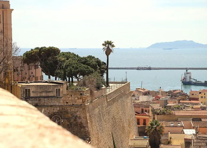 Ocean Flat * カリアリ